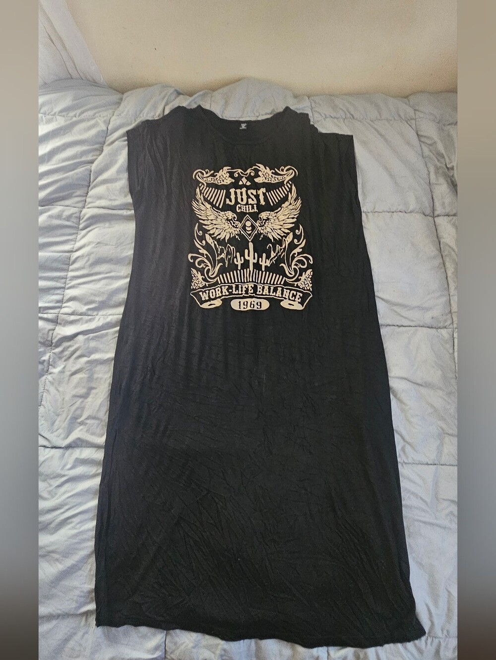 SHEIN Black Maxi Dress with Gold Graphic Print